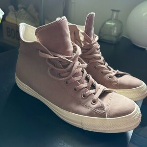 Converse hi tops